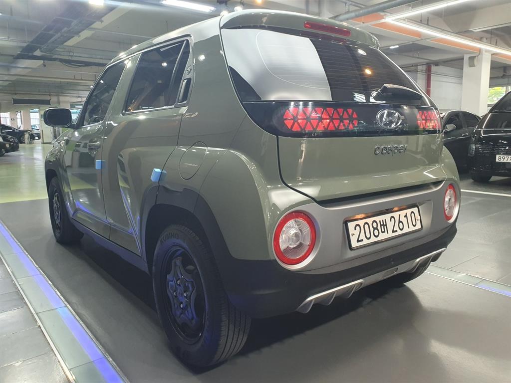 HYUNDAI Casper - Vista 4