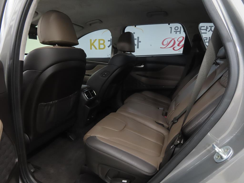 HYUNDAI Santa Fe - Vista 6