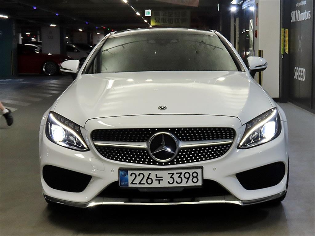 Mercedes Benz C Class - Vista 2