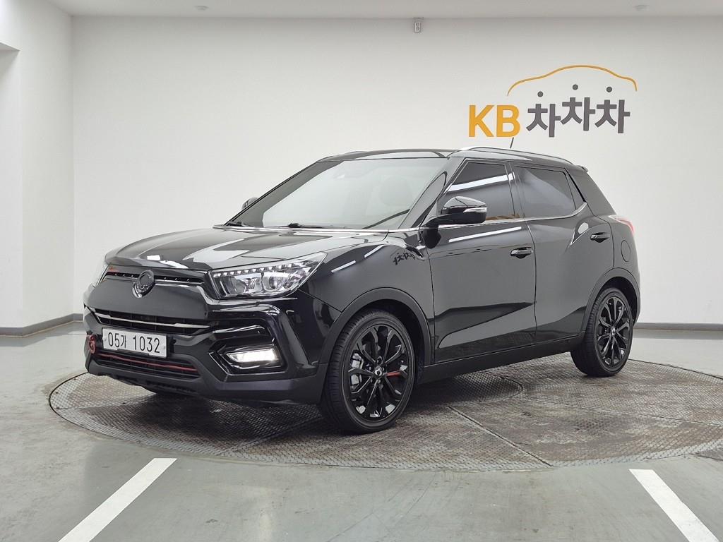 Ssangyong Tivoli 2018 Negro - Importación desde Corea - HF Imports Iquique - Foto 1