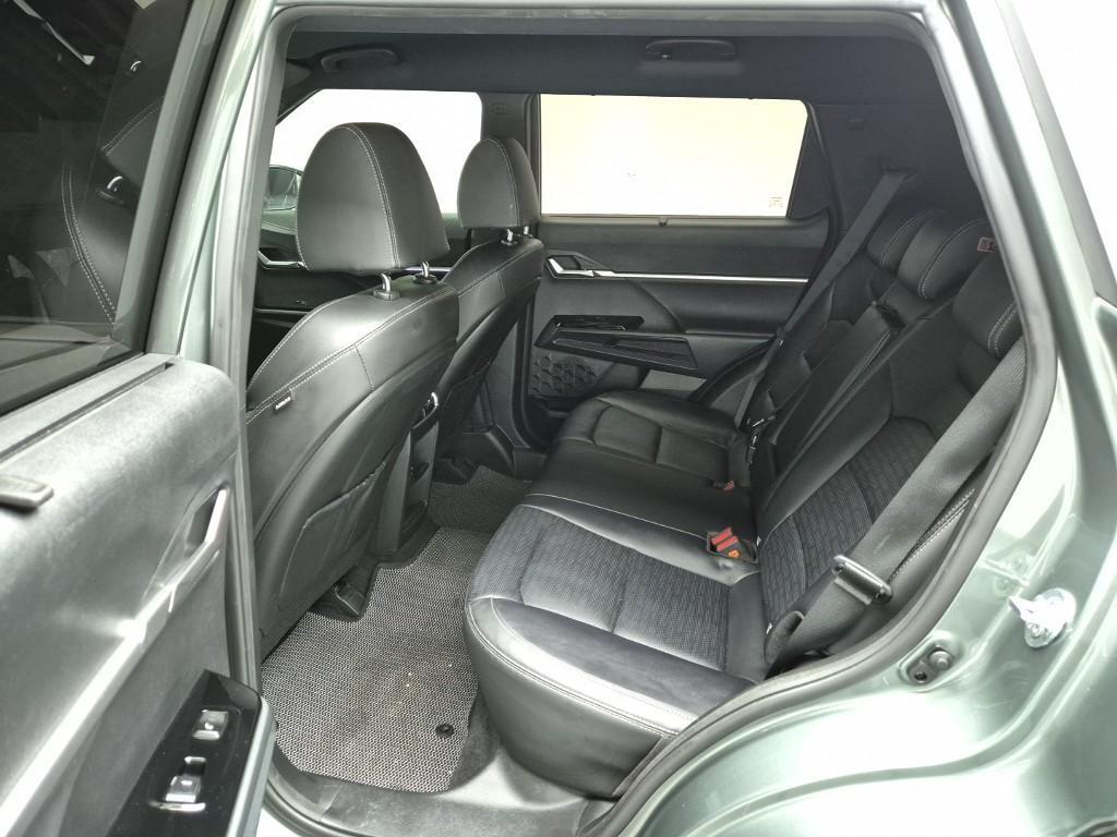 Ssangyong Torres - Vista 10