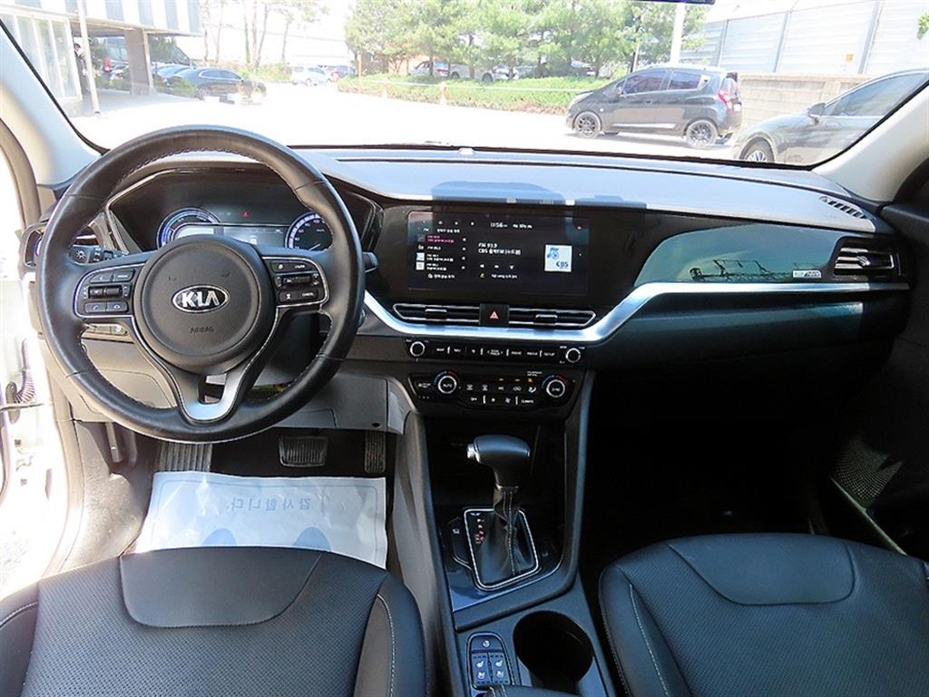 KIA Niro - Vista 7