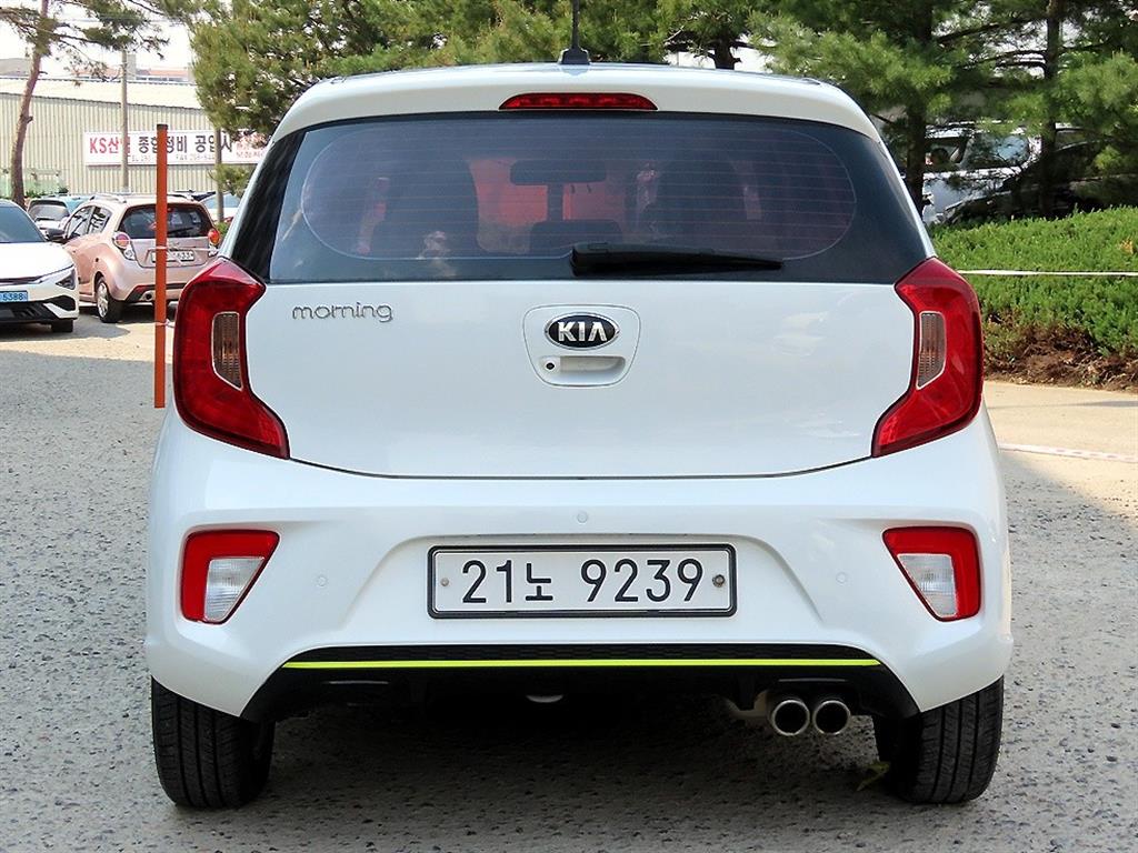 KIA Morning - Vista 4