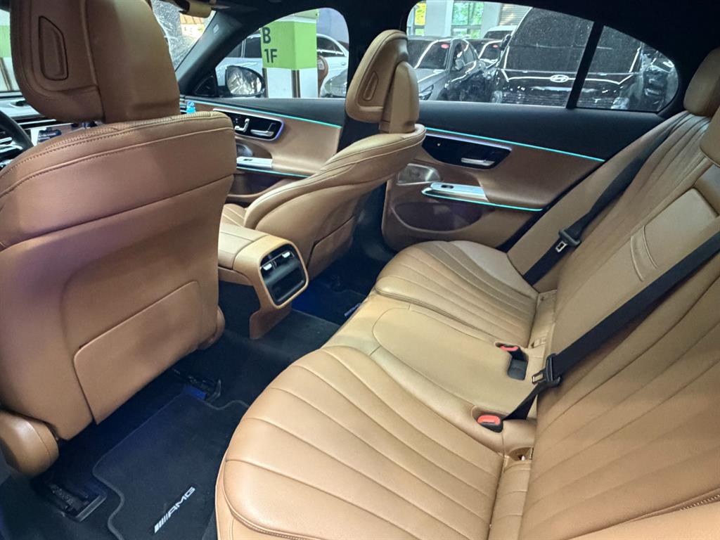 Mercedes Benz E class - Vista 9