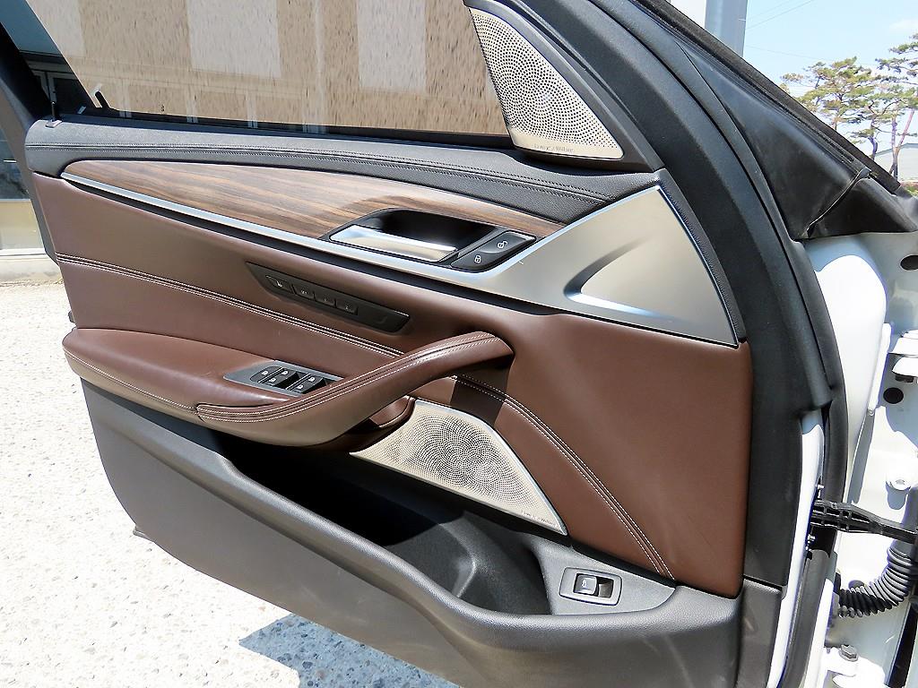 BMW 5 Series - Vista 12