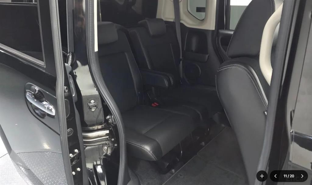 Honda N-BOX - Vista 11