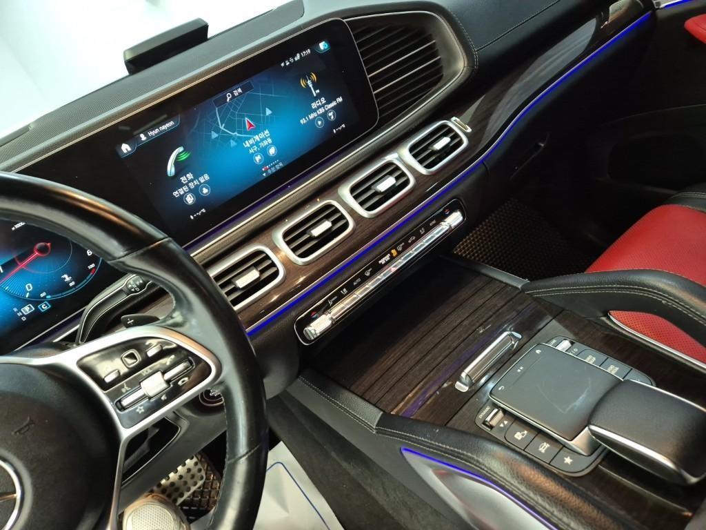 Mercedes Benz GLE Class - Vista 10