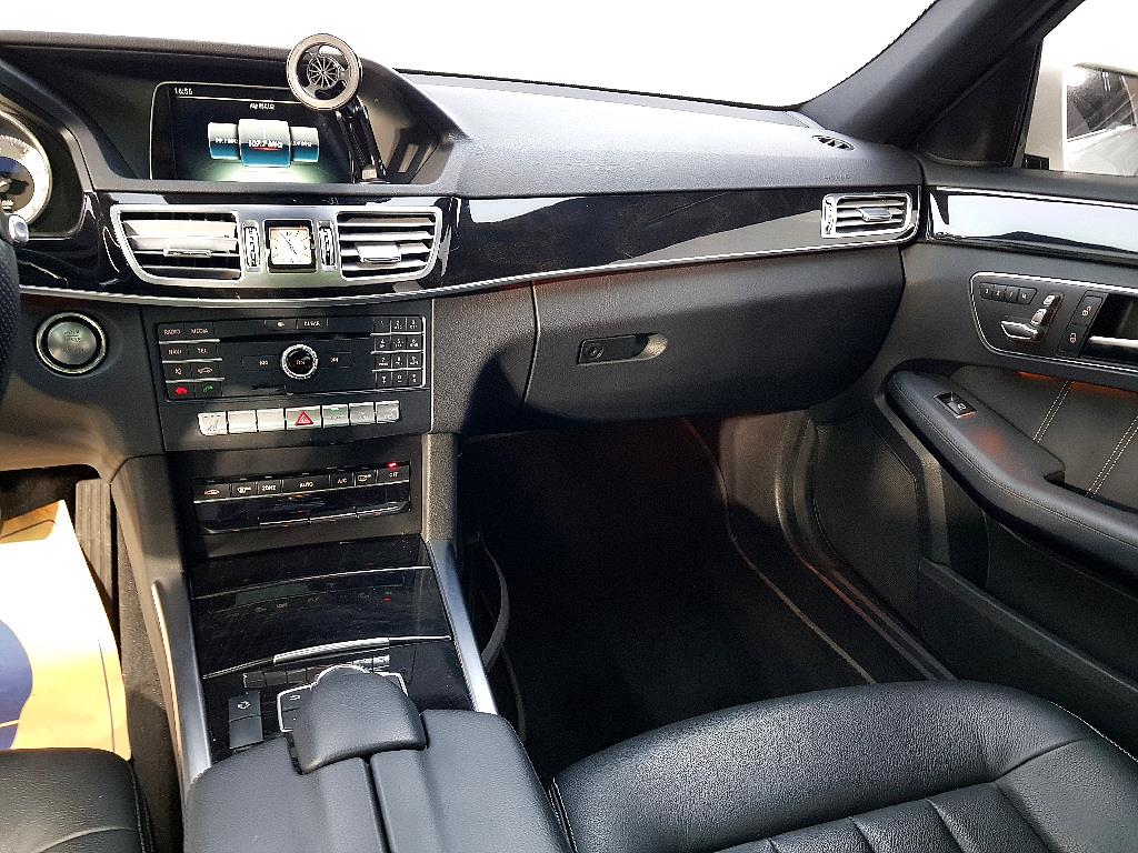 Mercedes Benz E class - Vista 10