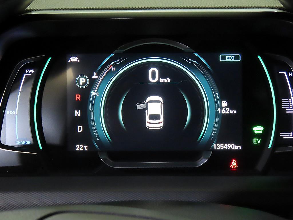 HYUNDAI Ioniq - Vista 9