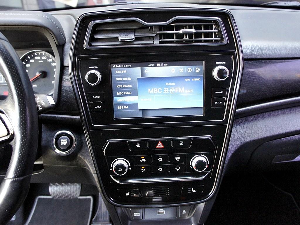Ssangyong Tivoli 2021 Blanco - Importación desde Corea - HF Imports Iquique - Foto 10