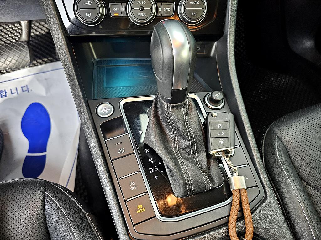 Volkswagen Jetta - Vista 12