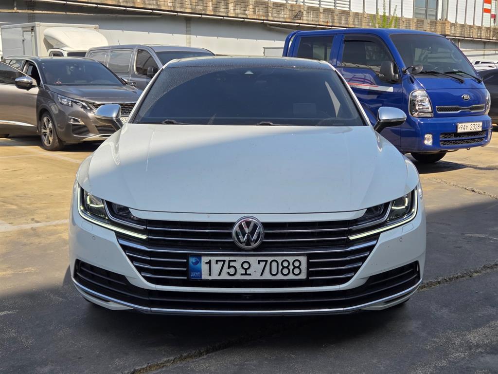 Volkswagen Arteon - Vista 2