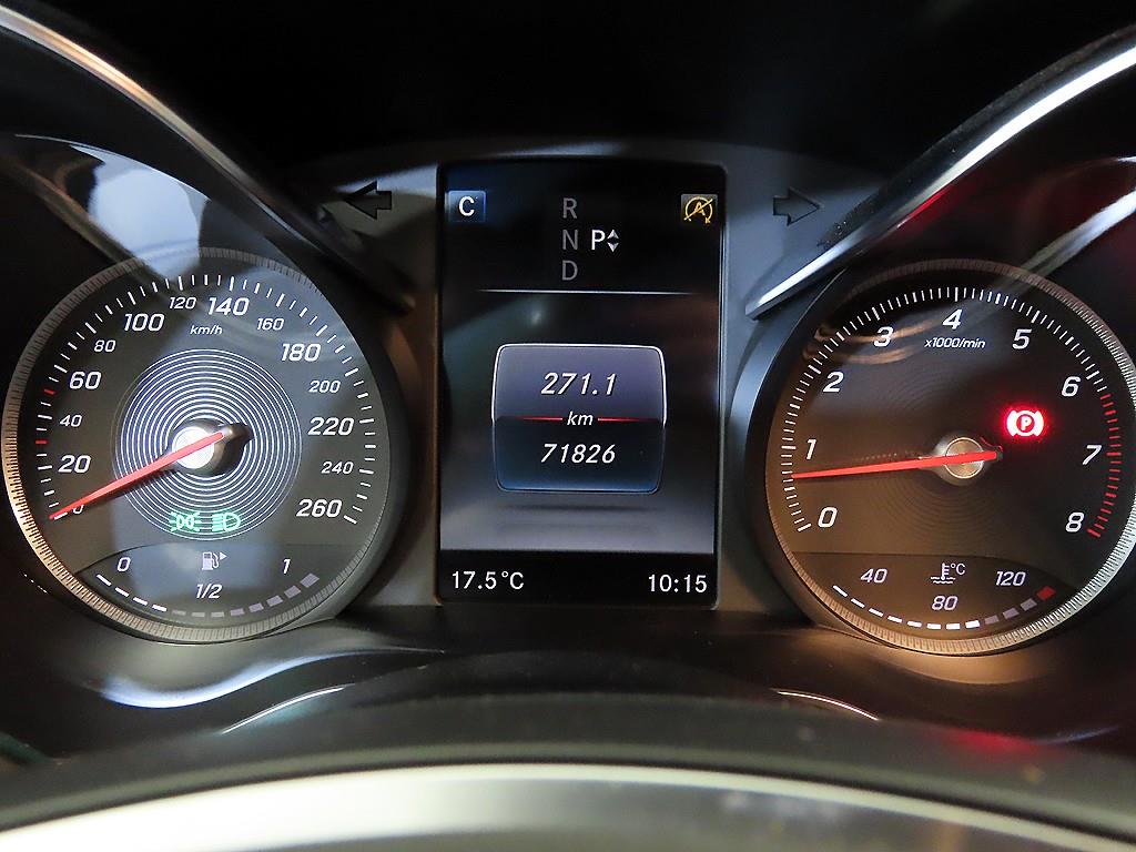 Mercedes Benz C Class - Vista 9
