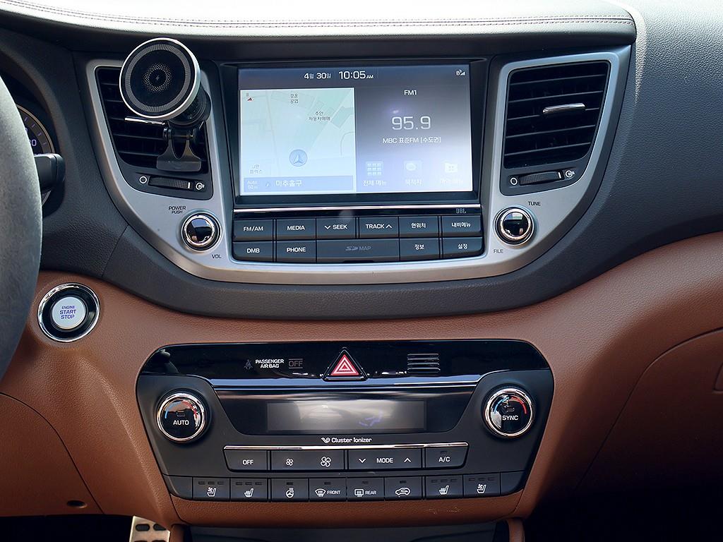 HYUNDAI Tucson 2018 Negro - Importación desde Corea - HF Imports Iquique - Foto 9