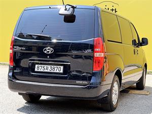 HYUNDAI Starex - Vista 8
