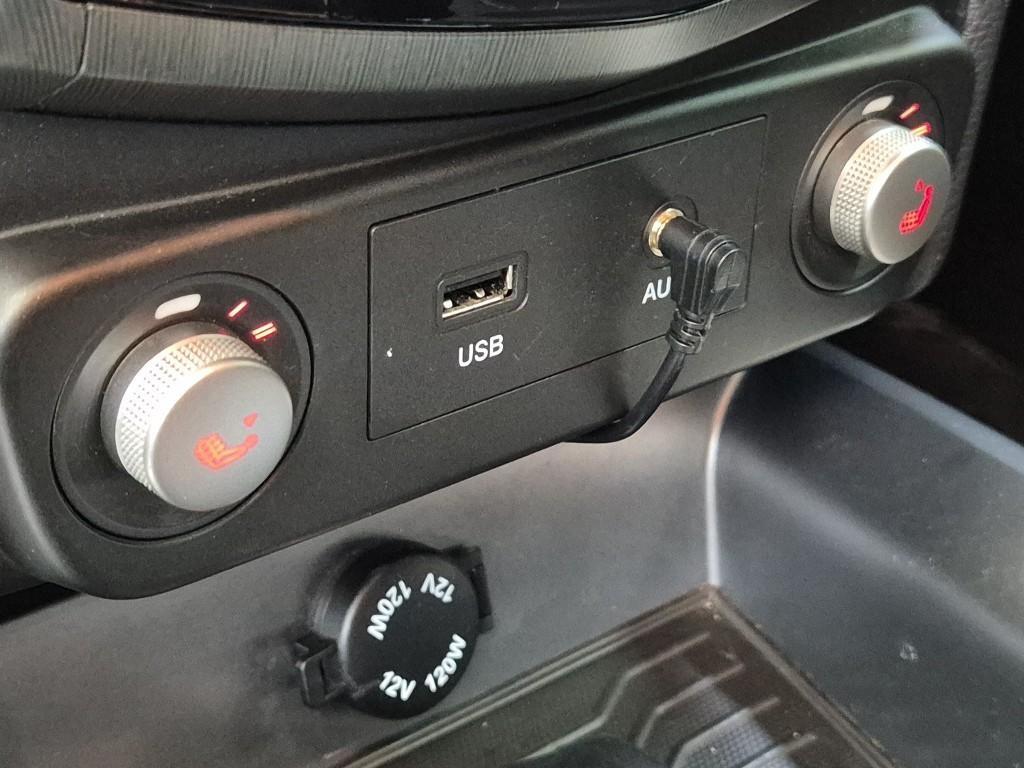 Ssangyong Tivoli 2018 Negro - Importación desde Corea - HF Imports Iquique - Foto 16