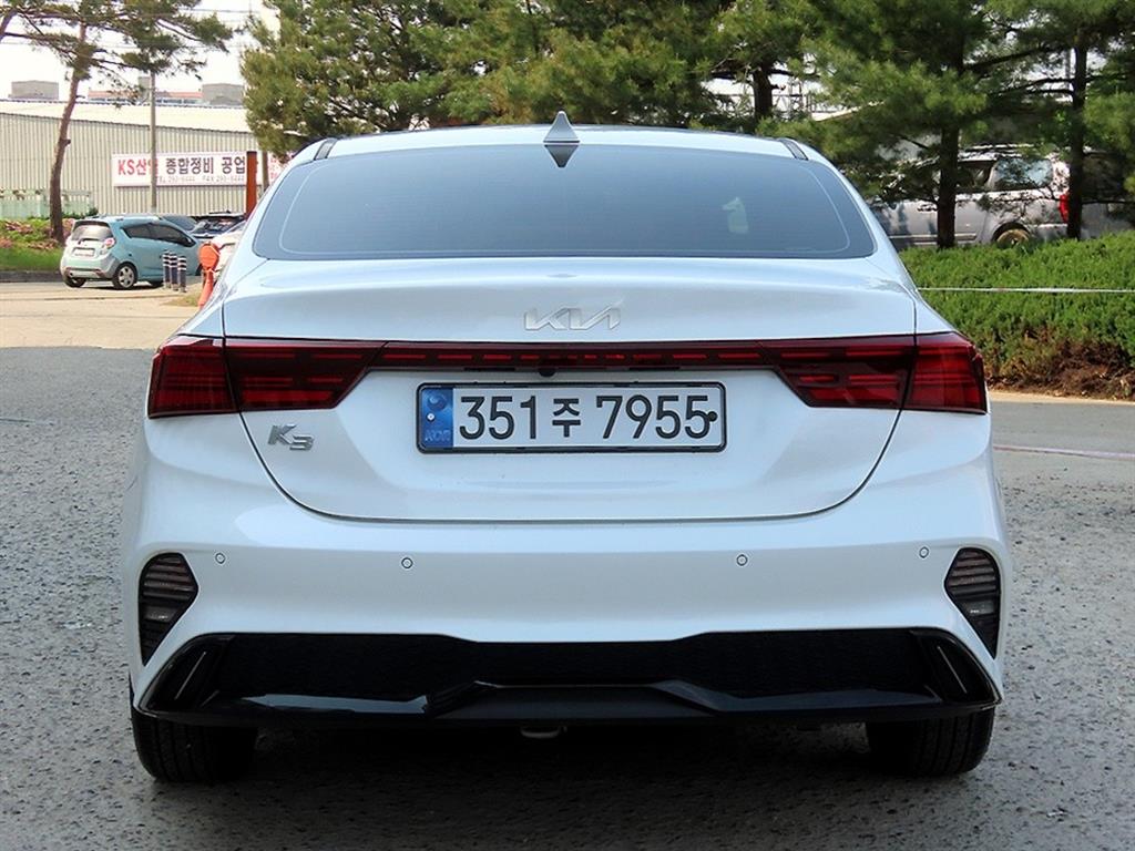 KIA K3 - Vista 4