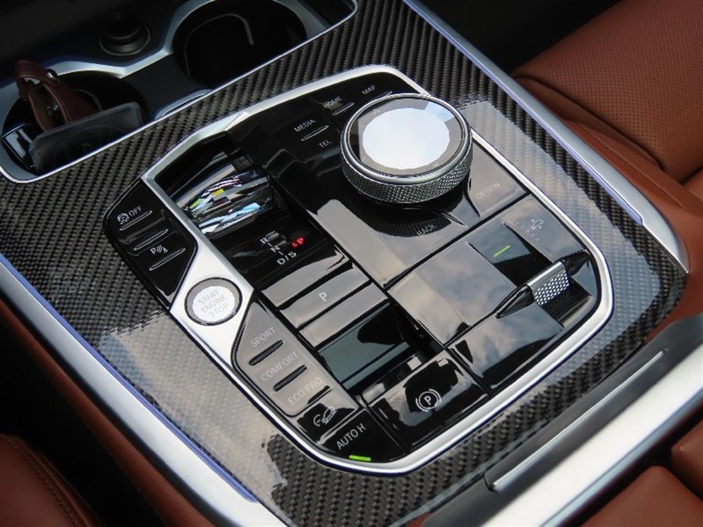BMW X7 - Vista 11