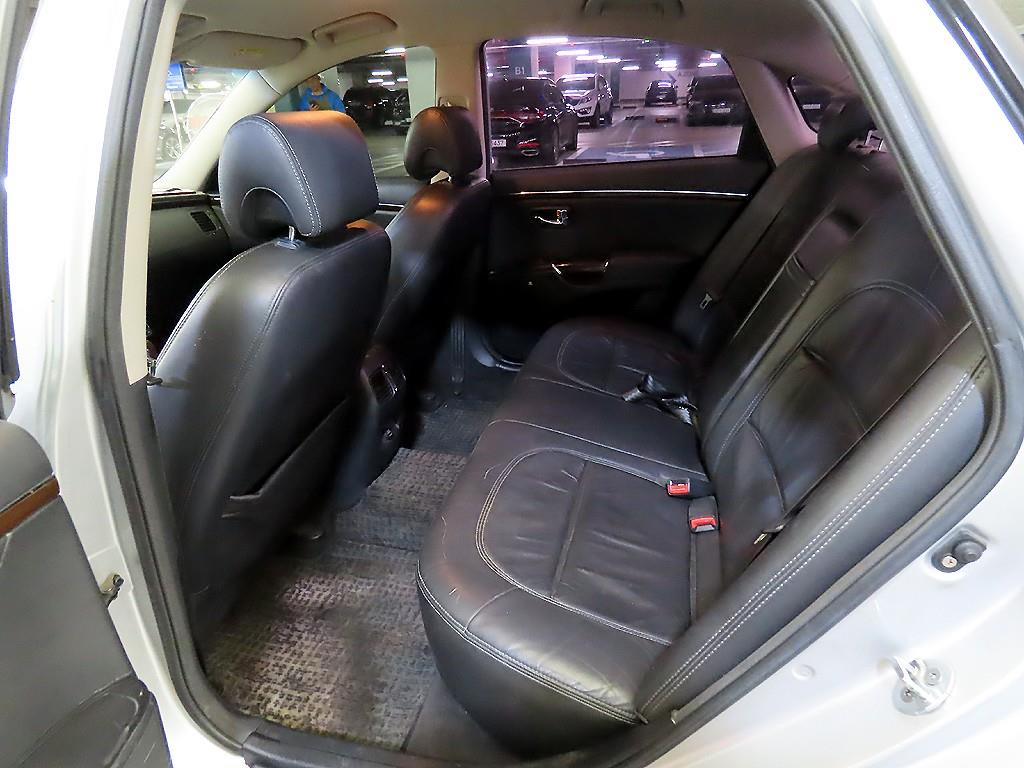 HYUNDAI Grandeur - Vista 7