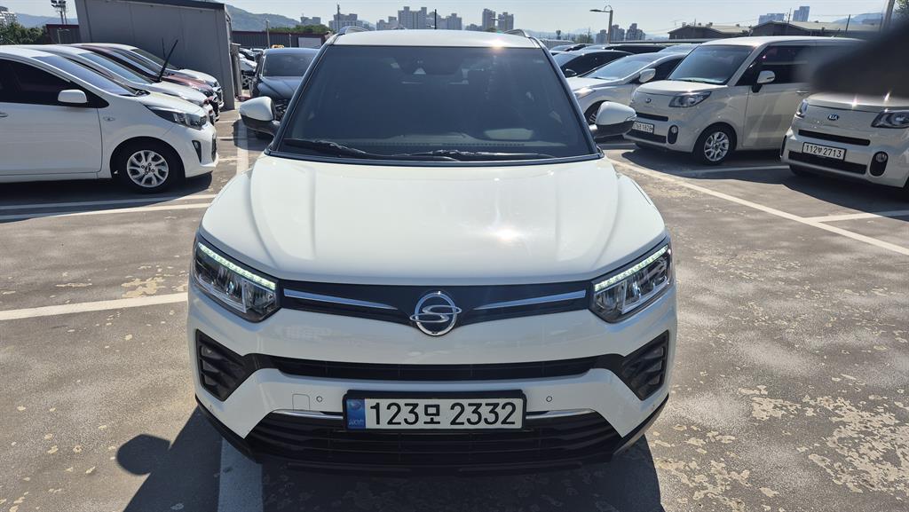 Ssangyong Tivoli 2022 Blanco - Importación desde Corea - HF Imports Iquique - Foto 17