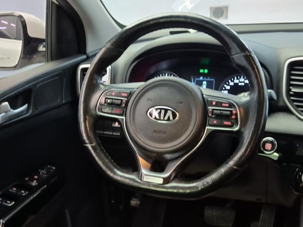 KIA Sportage - Vista 11