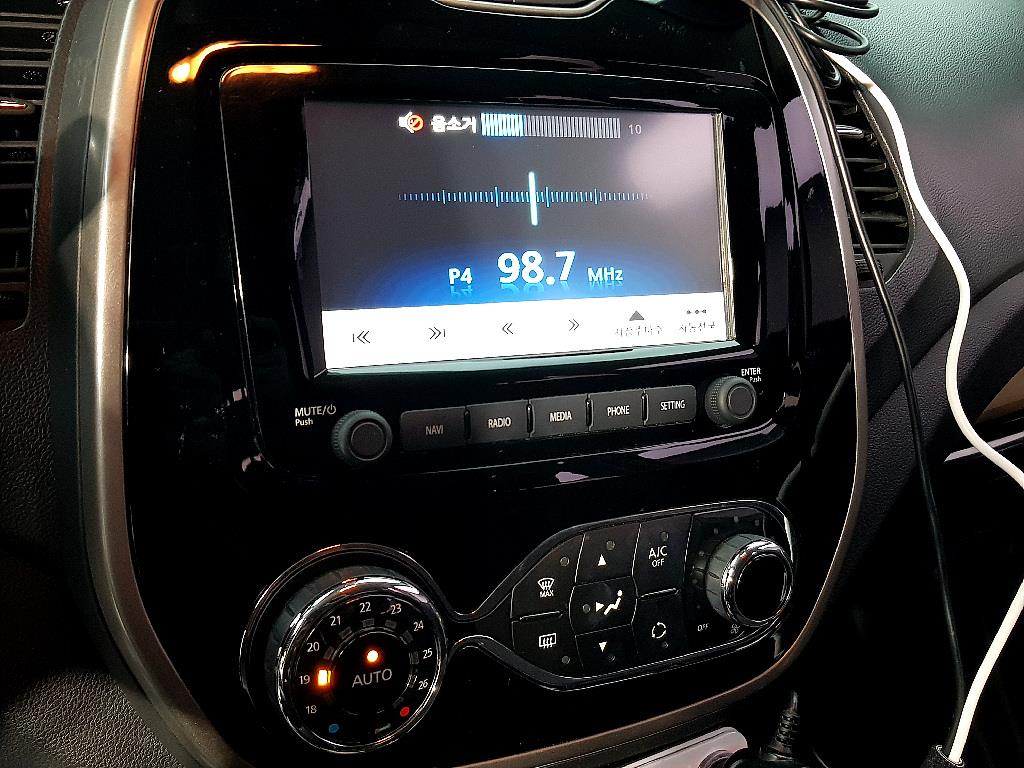 SAMSUNG QM3 - Vista 12