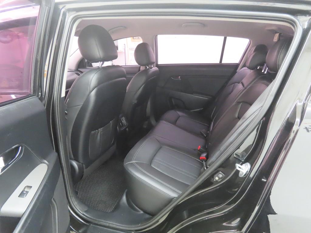 KIA Sportage - Vista 6