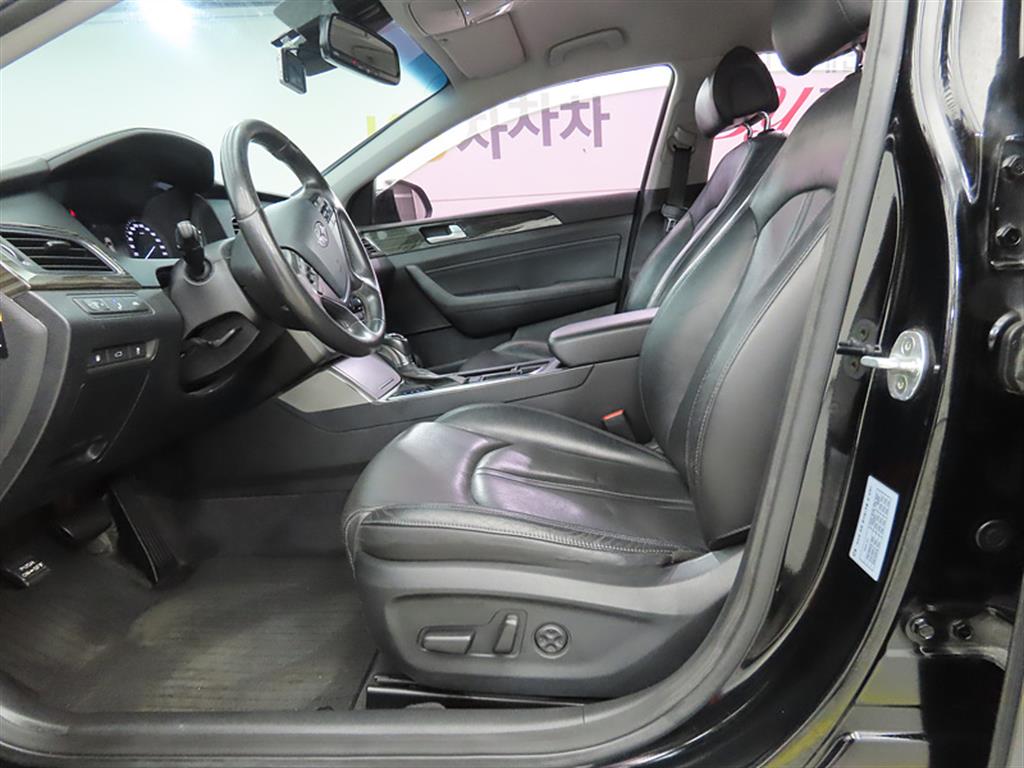 HYUNDAI Sonata - Vista 5