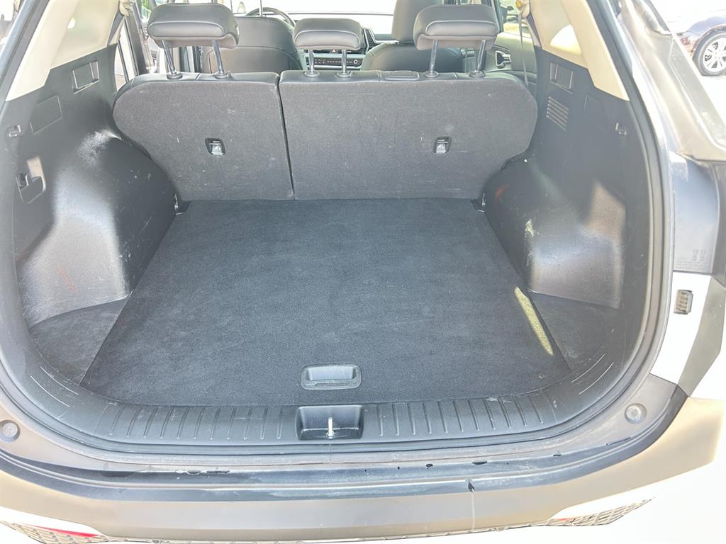 KIA Sportage - Vista 11