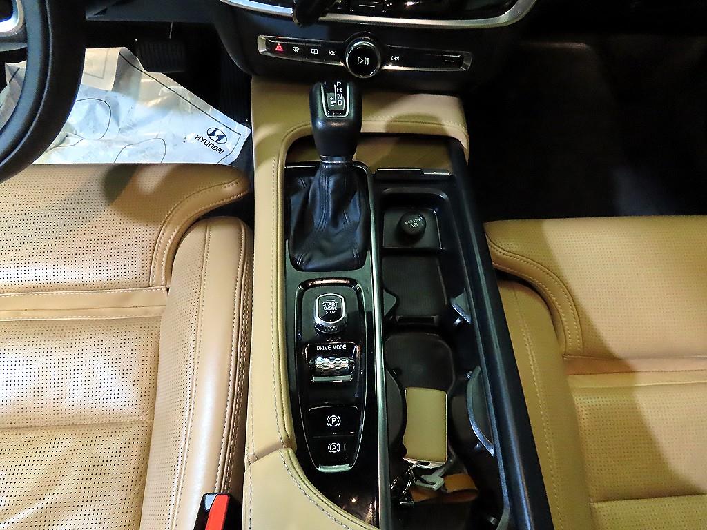 Volvo S90 - Vista 12