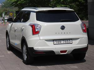Ssangyong Tivoli - Vista 8