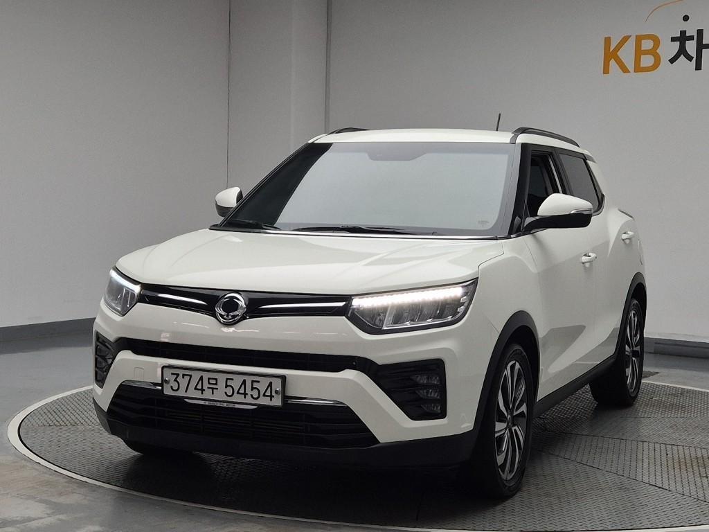 Ssangyong Tivoli - Vista 2