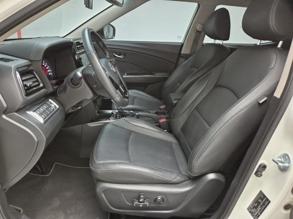 Ssangyong Tivoli 2020 Blanco - Importación desde Corea - HF Imports Iquique - Foto 14