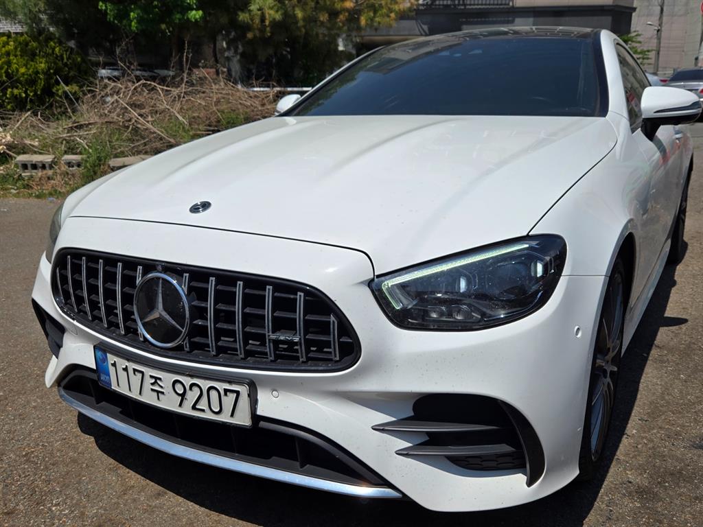 Mercedes Benz E class 2021 Blanco - Importación desde Corea - HF Imports Iquique - Foto 1