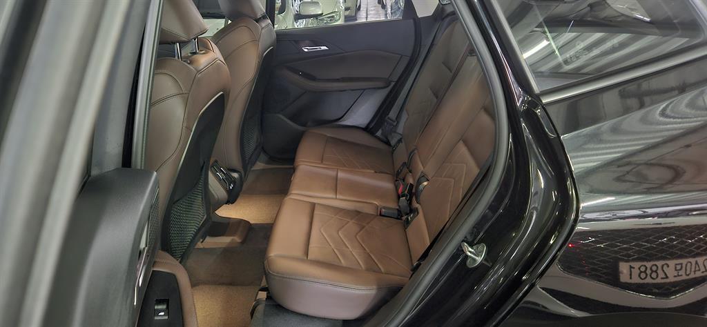 BMW 2 series - Vista 8