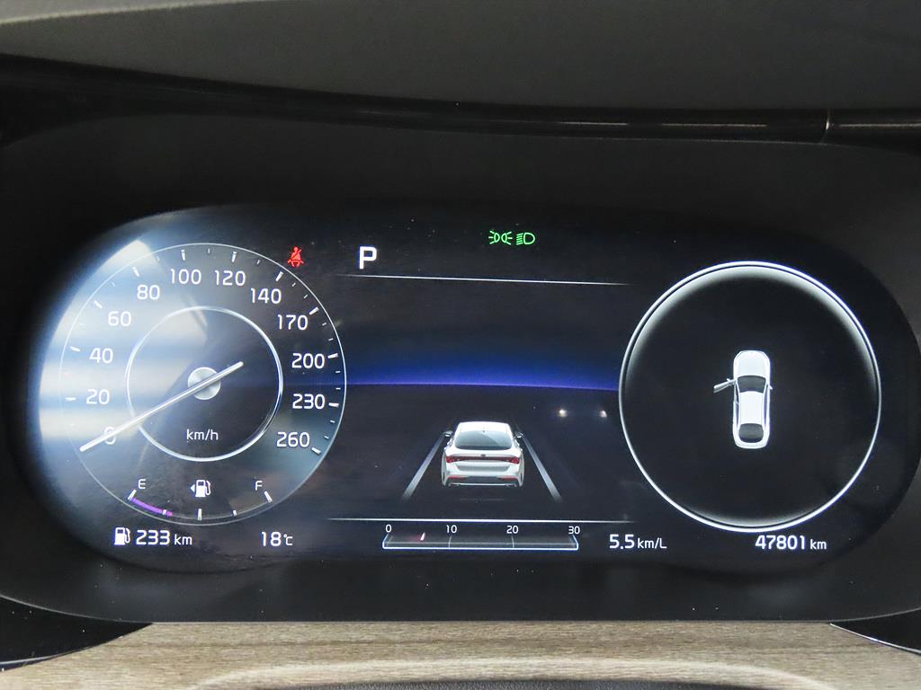 KIA K5 - Vista 9