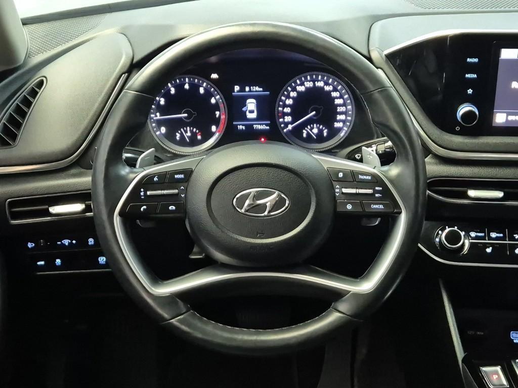 HYUNDAI Sonata - Vista 7