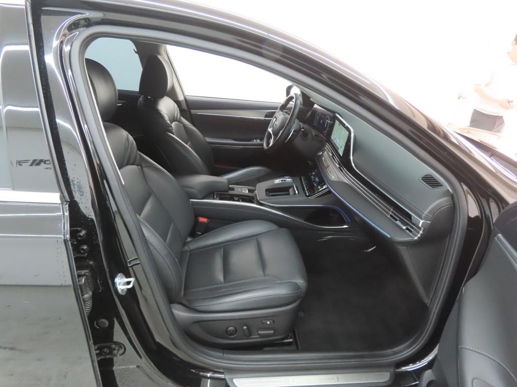 HYUNDAI Grandeur - Vista 8