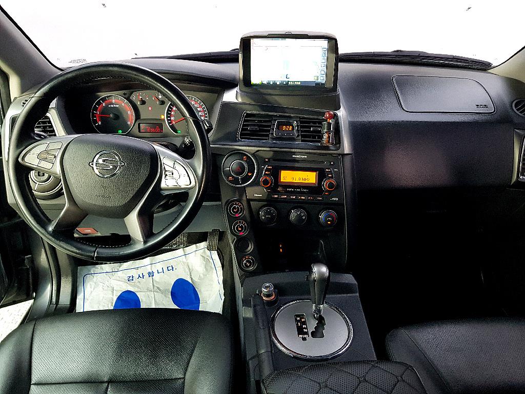 Ssangyong Korando - Vista 5
