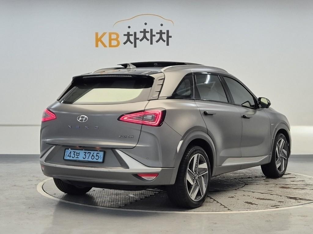 HYUNDAI Nexo - Vista 3