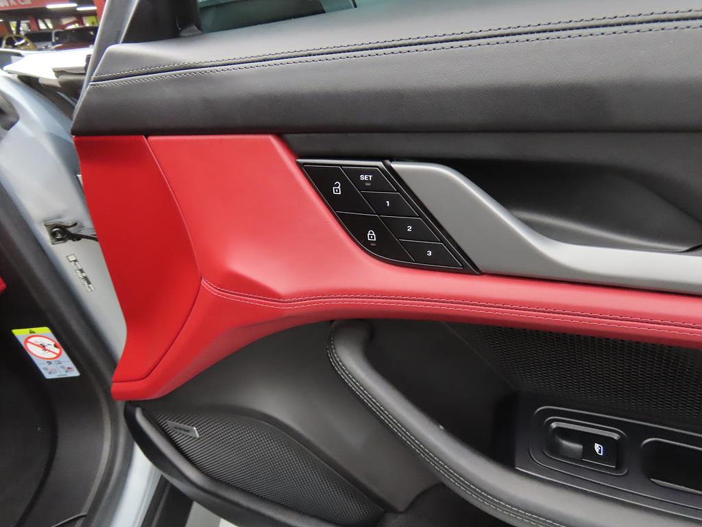 Porsche Taycan 2022 Plateado - Importación desde Corea - HF Imports Iquique - Foto 15