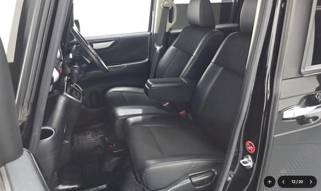 Honda N-BOX - Vista 12