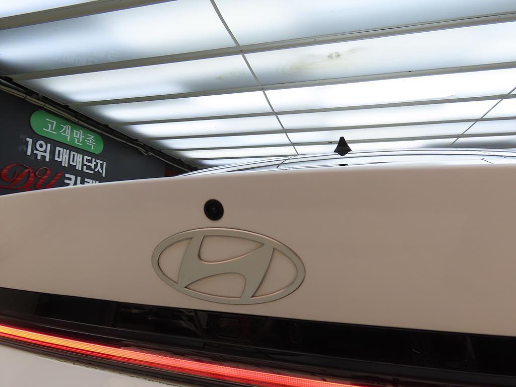 HYUNDAI Avante 2024 Blanco - Importación desde Corea - HF Imports Iquique - Foto 18