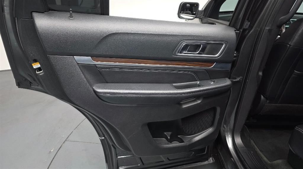 Ford Explorer 2017 Gris - Importación desde Corea - HF Imports Iquique - Foto 14