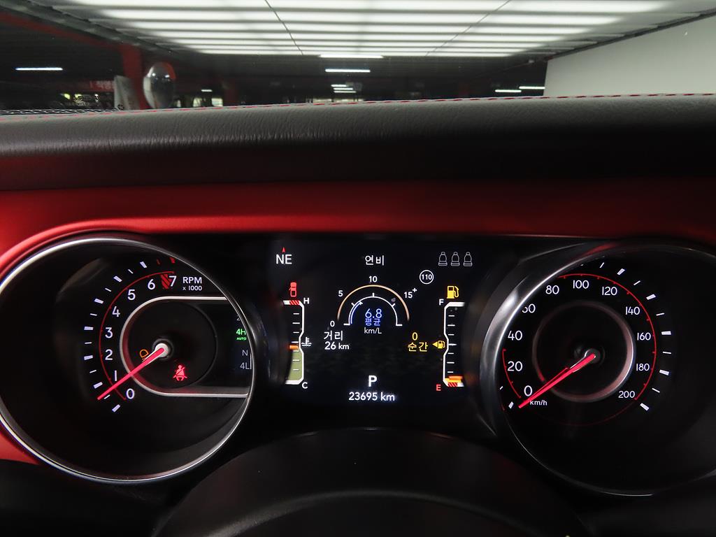 Jeep Gladiator - Vista 9