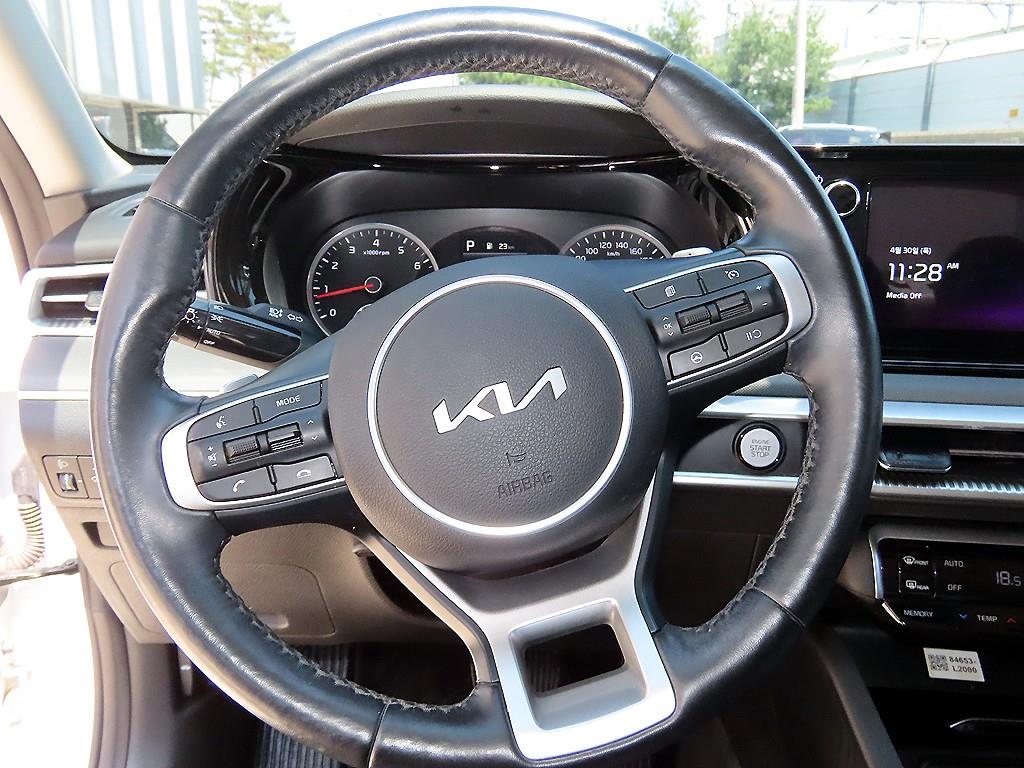 KIA K5 - Vista 8