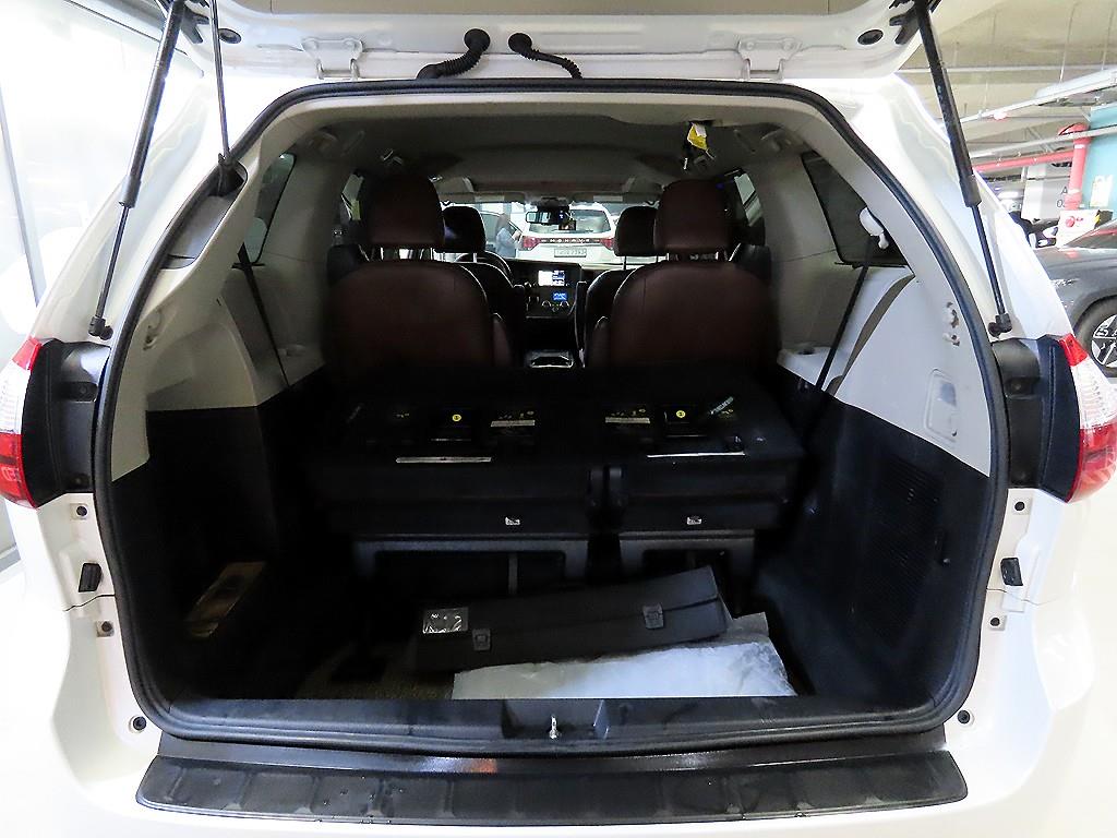 Toyota Siena 2018 - Importación desde Corea - HF Imports Iquique - Foto 16