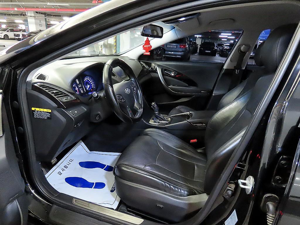 HYUNDAI Grandeur - Vista 6