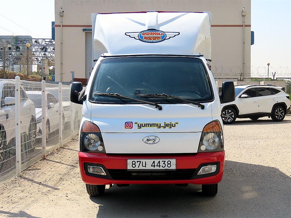 Small Truck Special (sneck/mobile sales) 2012