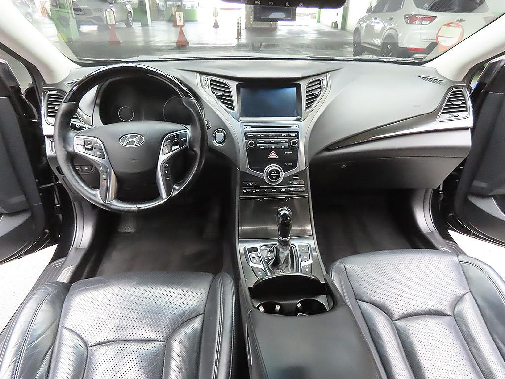 HYUNDAI Grandeur 2015 Negro - Importación desde Corea - HF Imports Iquique - Foto 9